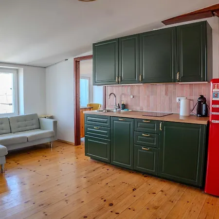 Retro Wooden Touch By Bookinghost * Szczecin