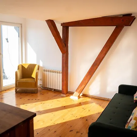 Retro Wooden Touch By Bookinghost * Szczecin