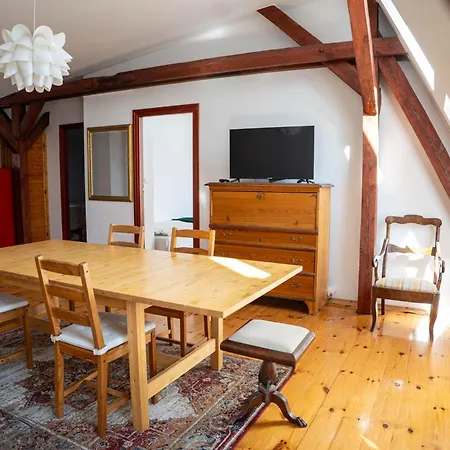 Retro Wooden Touch Apartment *