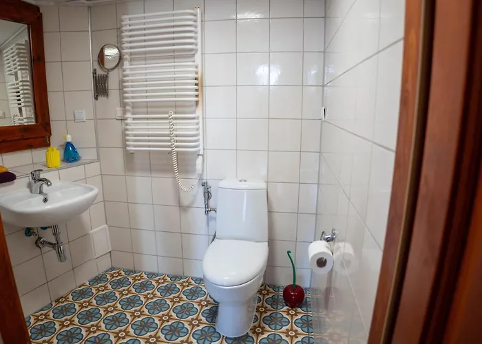 Retro Wooden Touch By Bookinghost Apartman *