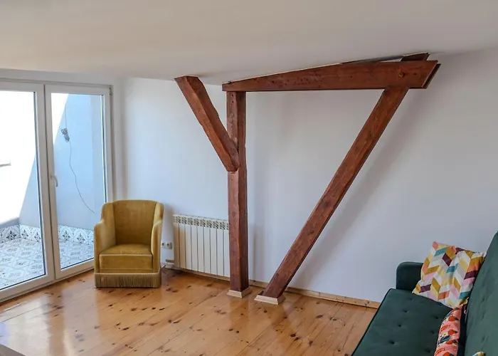 Retro Wooden Touch By Bookinghost Stettino