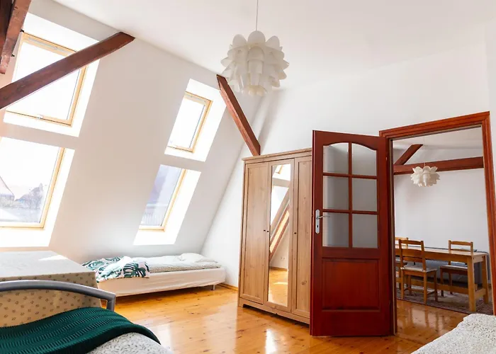 Retro Wooden Touch By Bookinghost Apartman Szczecin