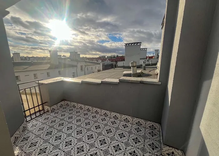 Retro Wooden Touch By Bookinghost * Szczecin